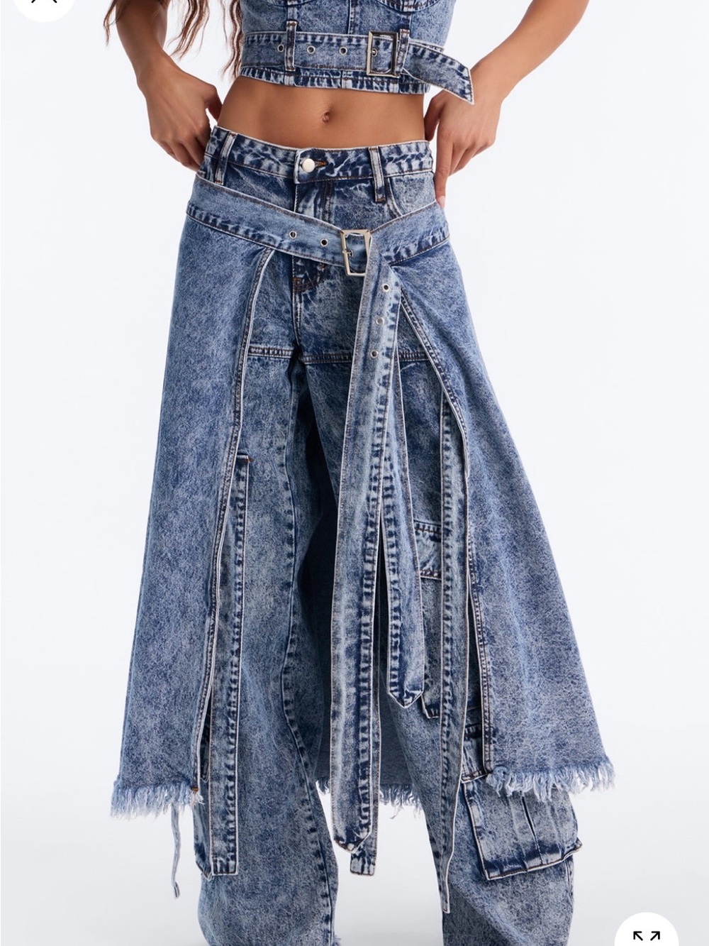 Distressed Acid Wash Blue Women's Jeans with Draped Belting size 7